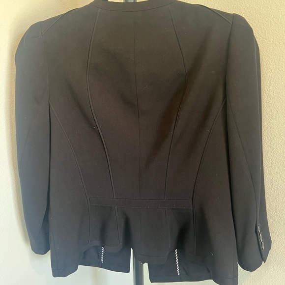 White House Black Market Black double breasted blazer 3/4 sleeves hook front SZ6 - Picture 2 of 5